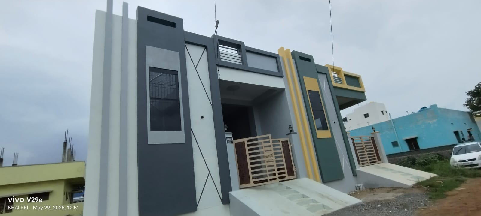 Contemporary Exterior Finish by KG Painters in Kurnool