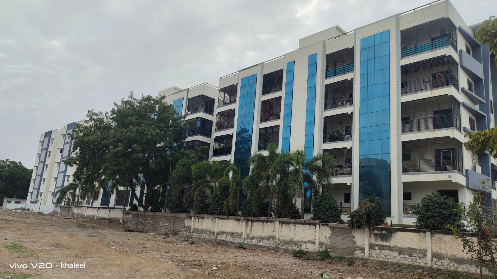 Multi-Storey Exterior by KG Painters in Kurnool